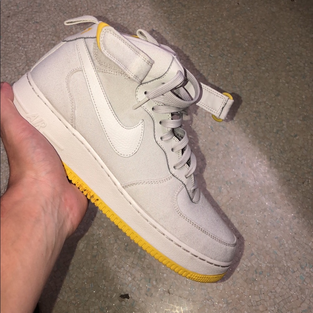 Air Force 1 mid